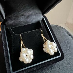 Brand New Dangly Akoya Pearl Earrings Set in 18K Yellow Gold